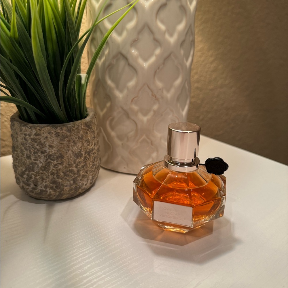 Viktor & Rolf Flowerbomb Nectar